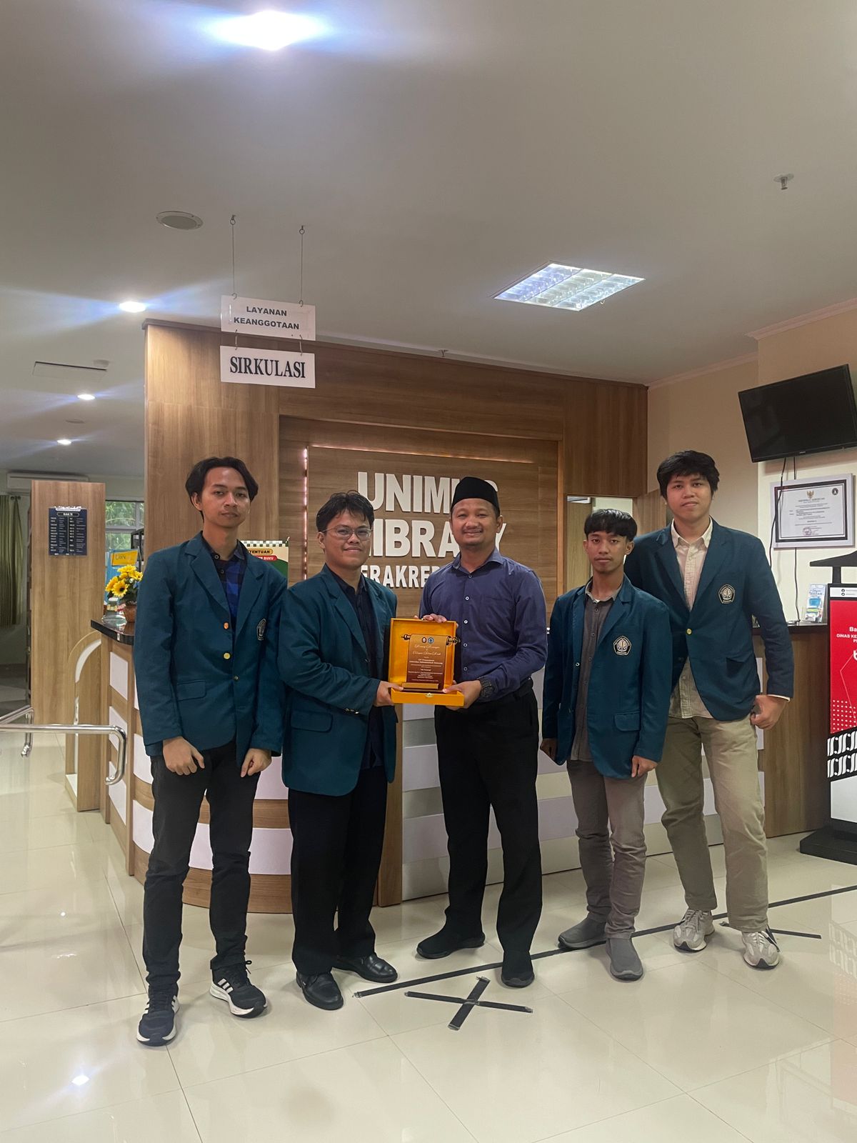 Job Training Mahasiswa Ilmu Perpustakaan dan Informasi UNDIP di UPT Perpustakaan Universitas Muhammadiyah Semarang